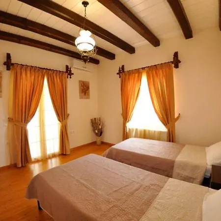 Leo Junior Villa