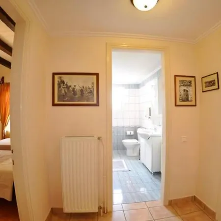 Leo Junior Villa